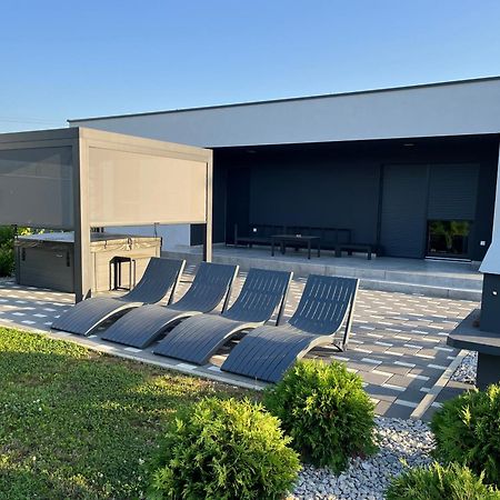 K Relax Place, Varazdinske Toplice, Modern Home With Sauna, Jacuzzi, Wifi Eksteriør billede